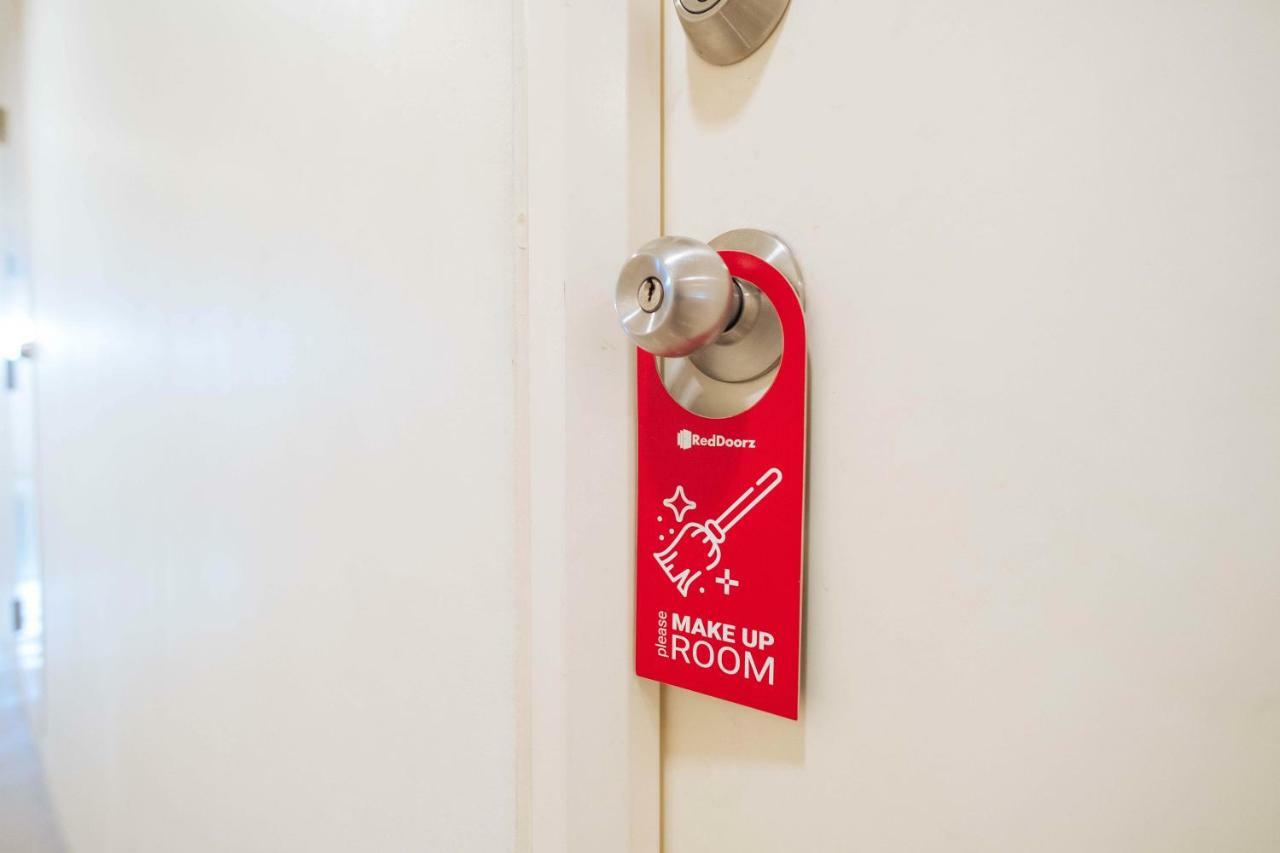 מנילה Reddoorz Plus @ Silk Residences Sta. Mesa Monthly Stay מראה חיצוני תמונה